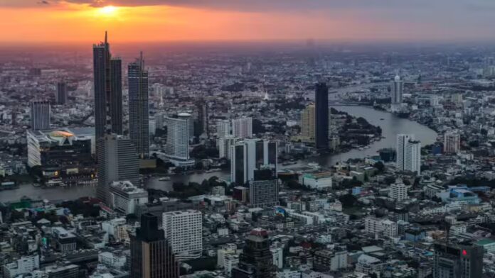 ความท้าทายคู่ของประเทศไทย: แผ่นดินไหวและสงครามการค้า
